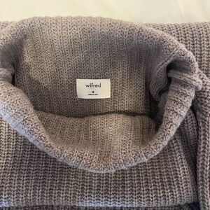 Aritzia Sweater 100% Wool